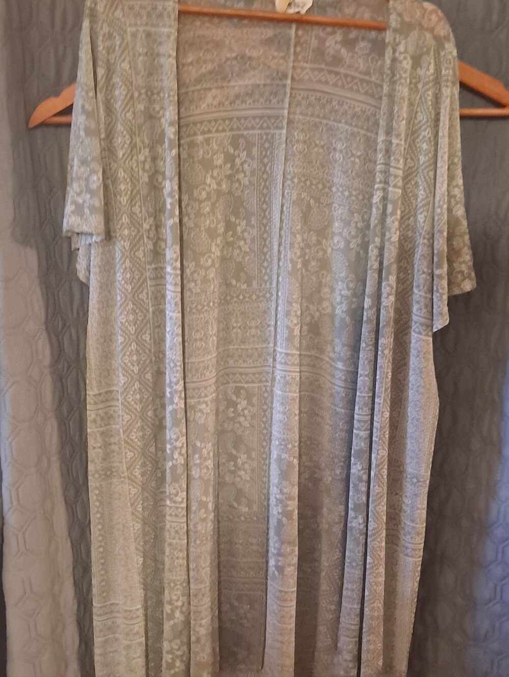 Ember Light Sage Floral Open Cardigan Cover Up Large
